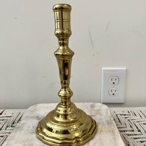 Vintage Colonial Williamsburg Virginia Metal Craft Solid Brass Candle Holder